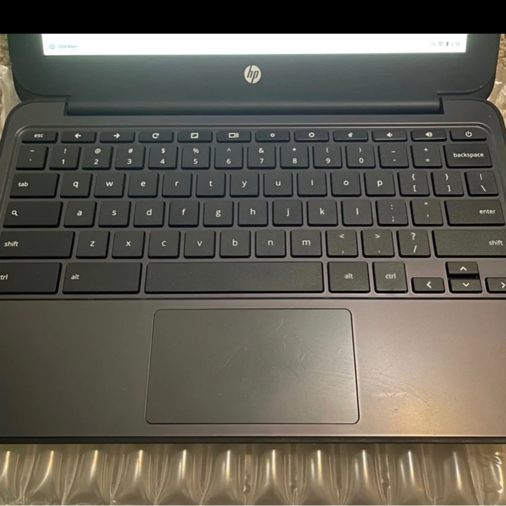 HP Chromebook 11 with Intel Celeron 1.60ghz processor